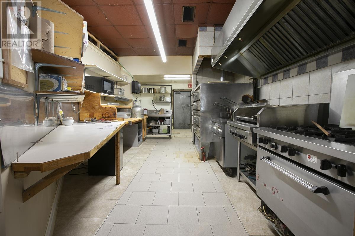 319 Korah Rd, Sault Ste. Marie, Ontario  P6C 4H2 - Photo 31 - SM252259
