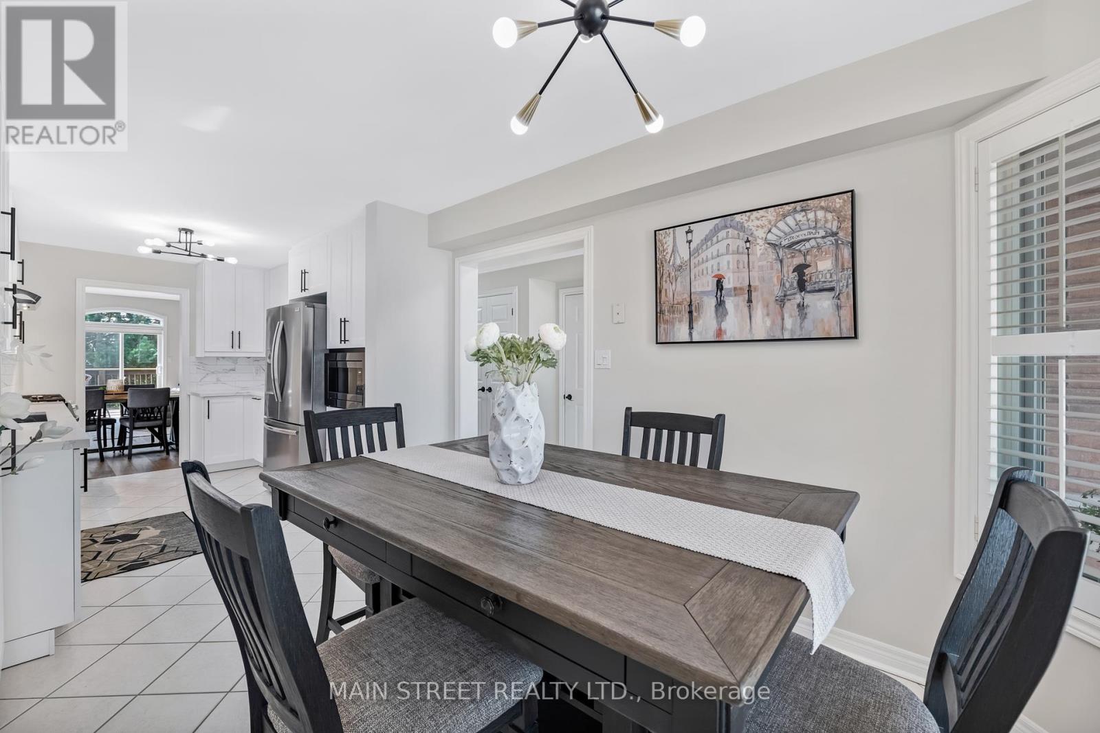 40 Via Amici, New Tecumseth, Ontario  L9R 2B4 - Photo 14 - N12346757
