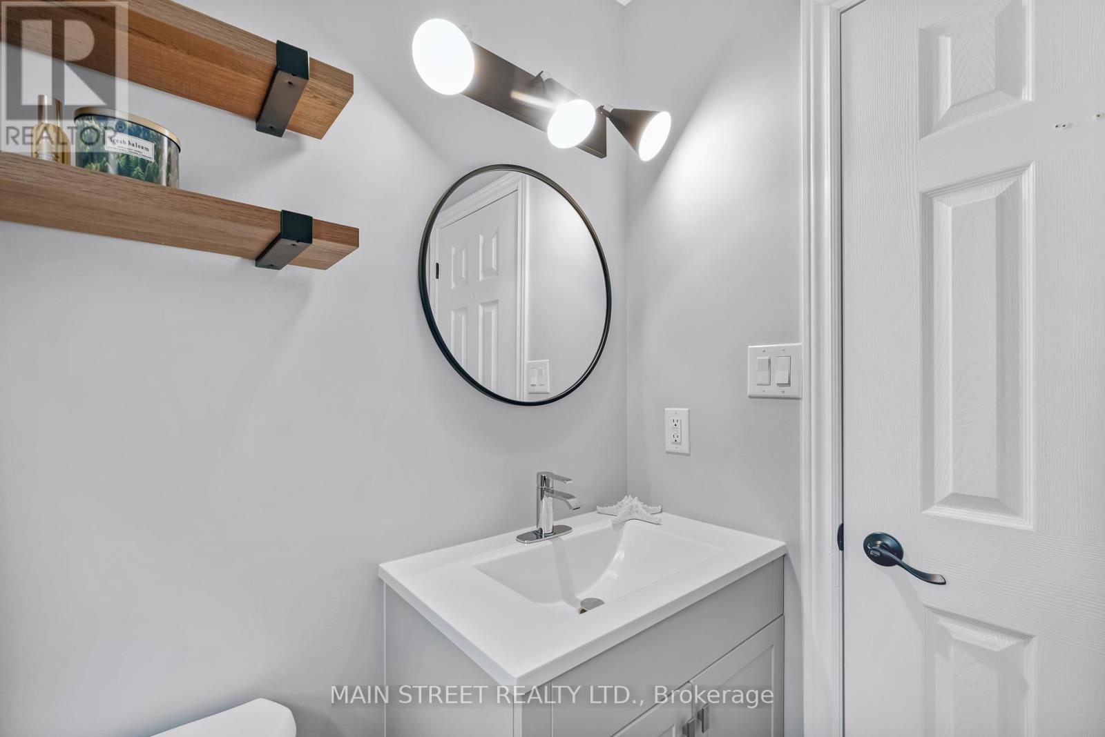 40 Via Amici, New Tecumseth, Ontario  L9R 2B4 - Photo 25 - N12346757