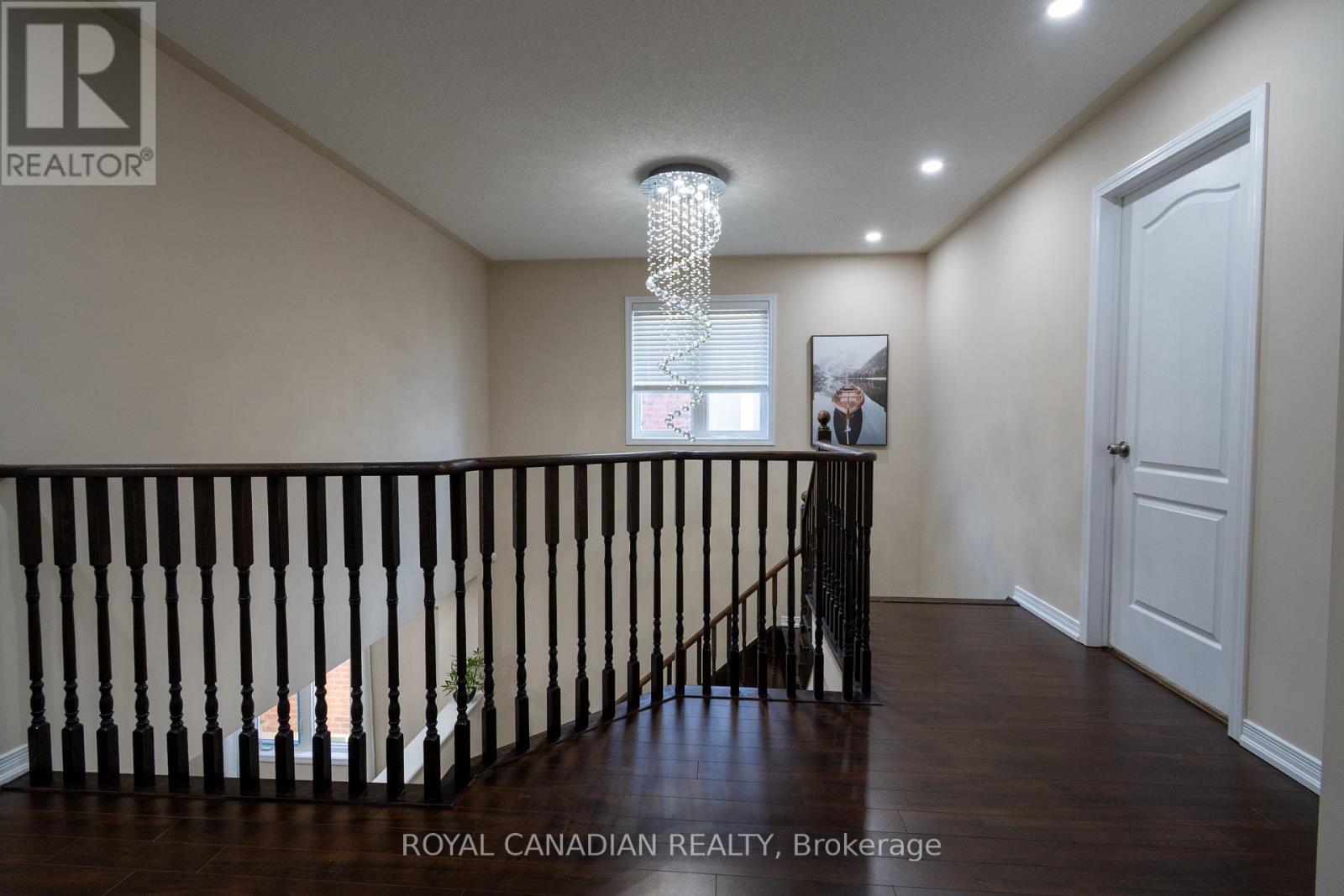 213 Richardson Crescent, Bradford West Gwillimbury (Bradford), Ontario  L3Z 0R5 - Photo 19 - N12346781