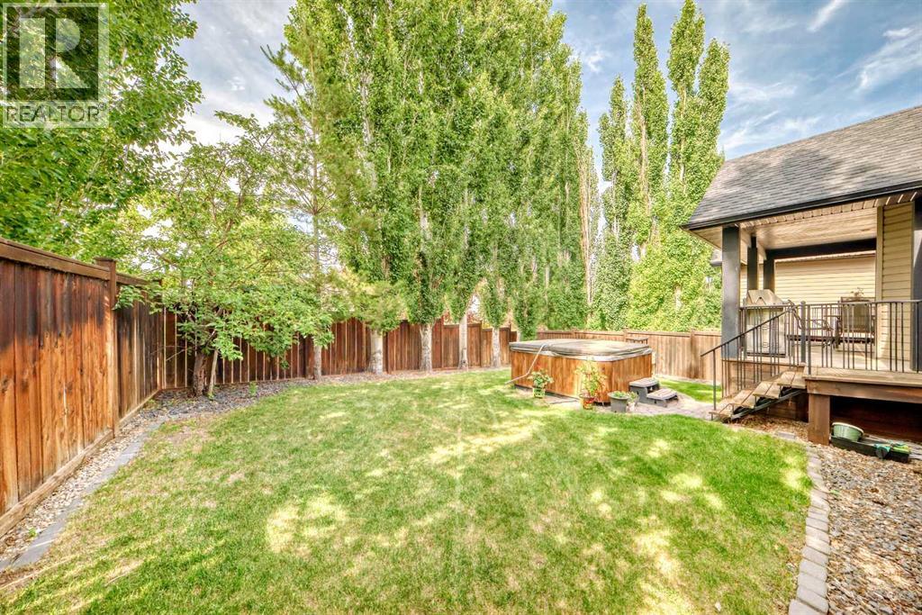 Property at 41 Canyoncrest Point W image 4