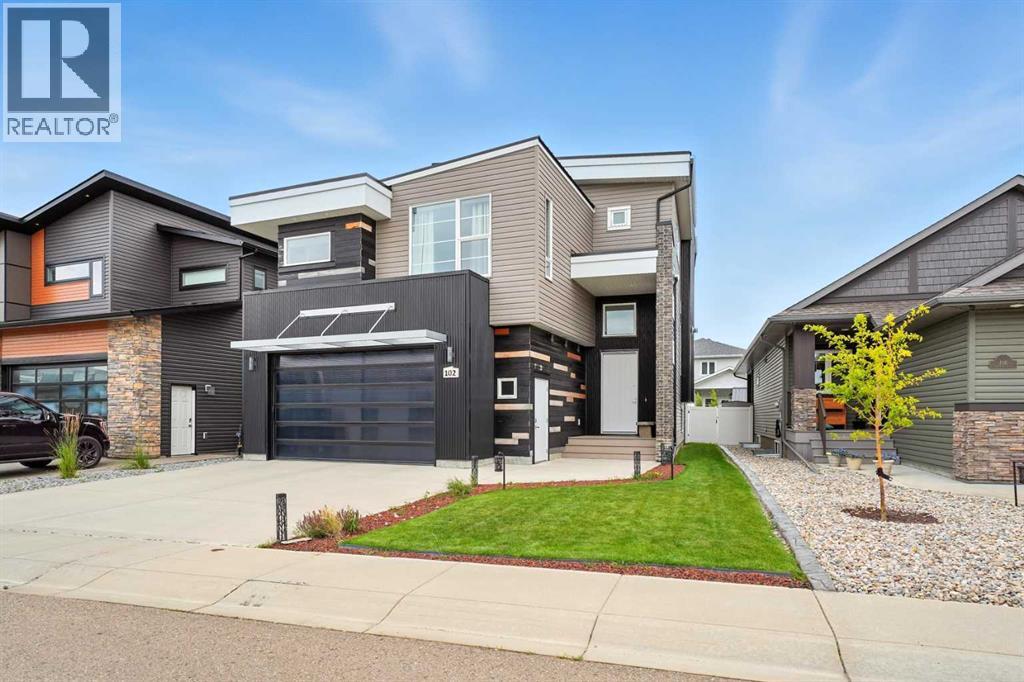 Property at 102 Longmire Close image 2