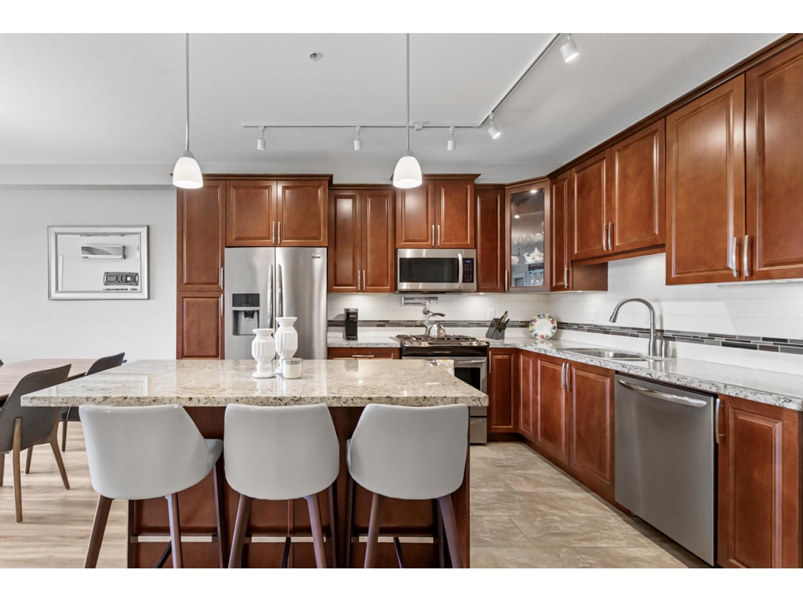 527a 8157 207 Street, Langley, British Columbia V2Y 0V3 - Photo 7 - R3037488