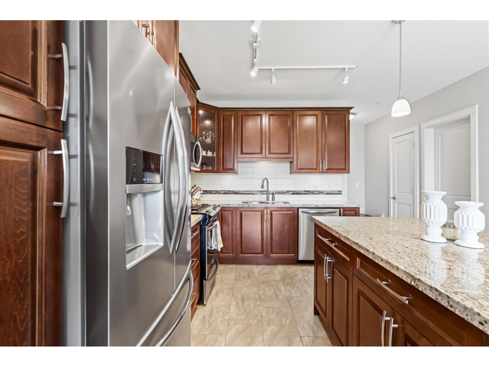 527a 8157 207 Street, Langley, British Columbia V2Y 0V3 - Photo 10 - R3037488