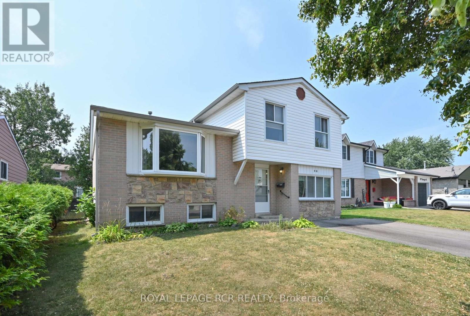 46 Cambridge Avenue, Orangeville, Ontario  L9W 3M4 - Photo 3 - W12346674