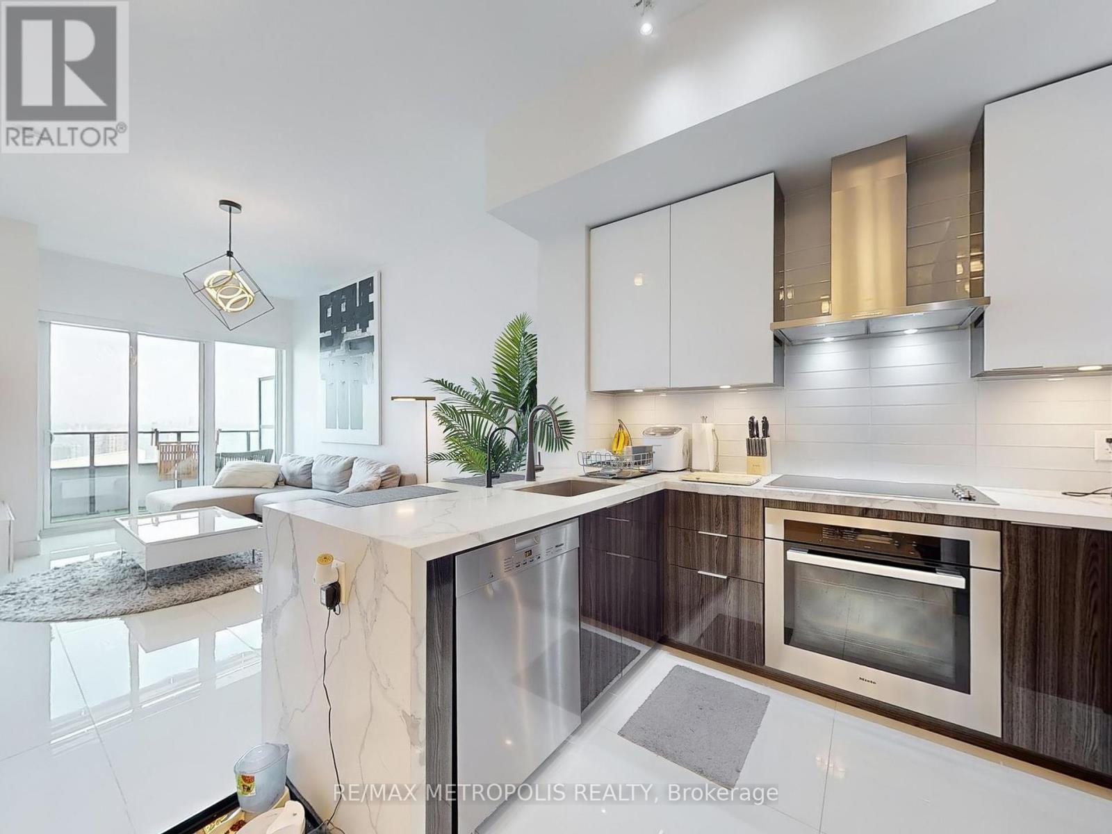 4504 - 20 Shore Breeze Drive, Toronto (Mimico), Ontario  M8V 0C7 - Photo 14 - W12346682