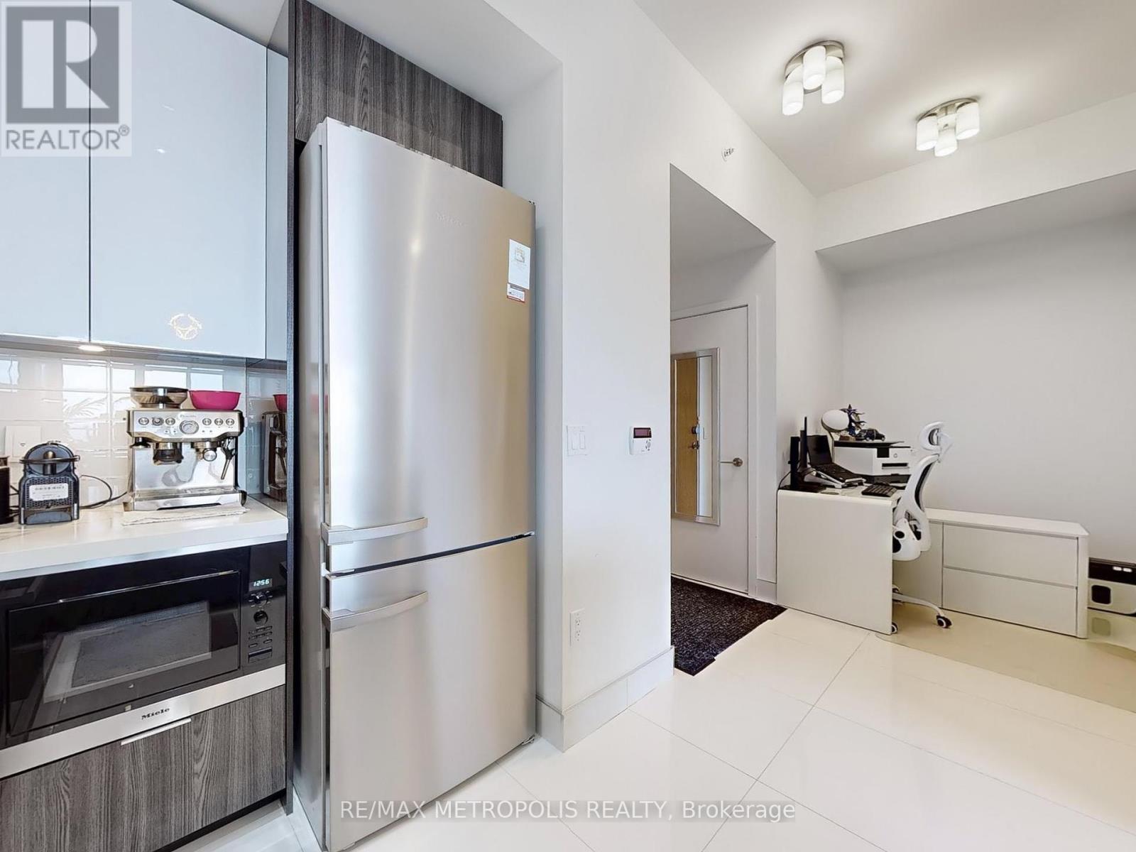 4504 - 20 Shore Breeze Drive, Toronto (Mimico), Ontario  M8V 0C7 - Photo 18 - W12346682