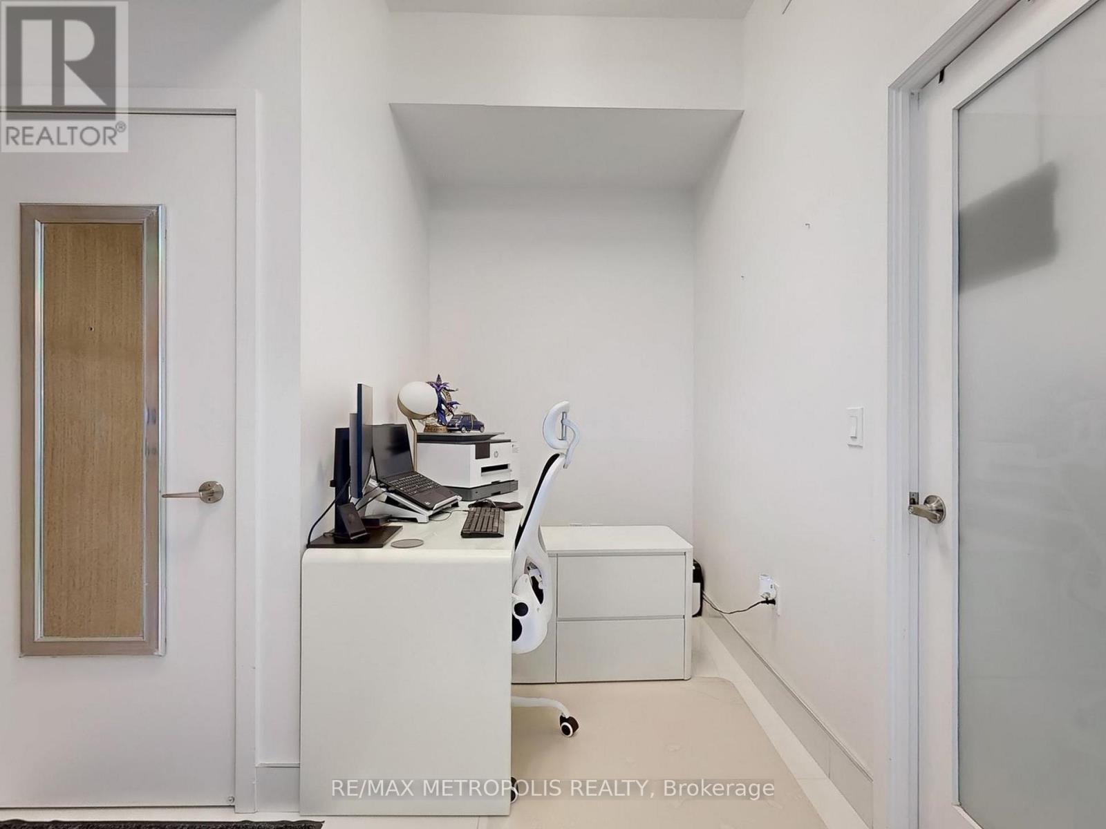 4504 - 20 Shore Breeze Drive, Toronto (Mimico), Ontario  M8V 0C7 - Photo 26 - W12346682