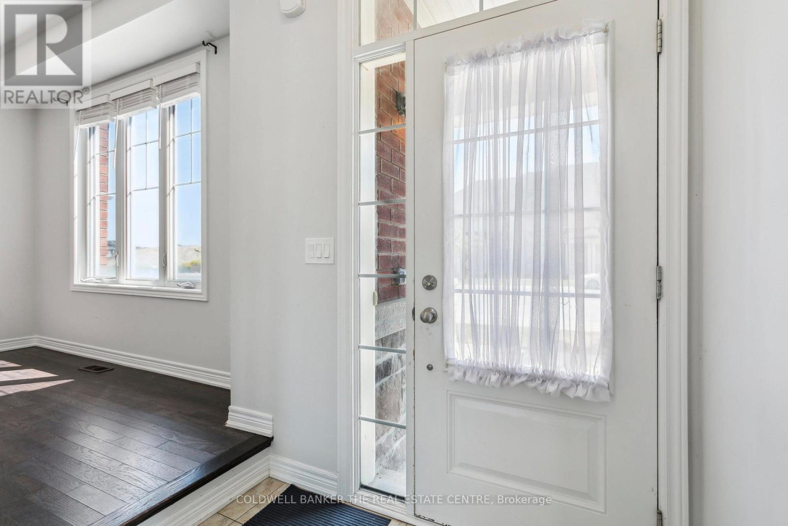 266 Inspire Boulevard, Brampton, Ontario  L6R 3Z3 - Photo 7 - W12346769