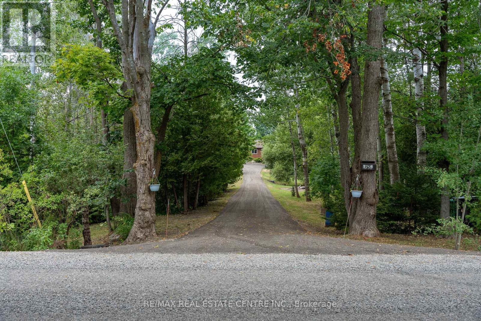 Property at 3762 HIGHPOINT SIDE ROAD image 2