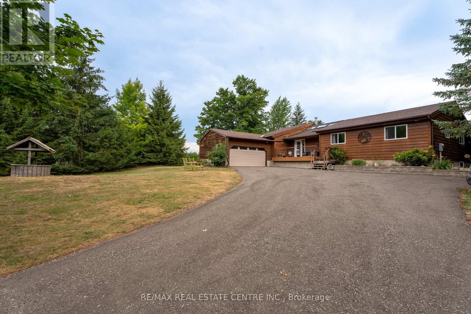 Property at 3762 HIGHPOINT SIDE ROAD image 5