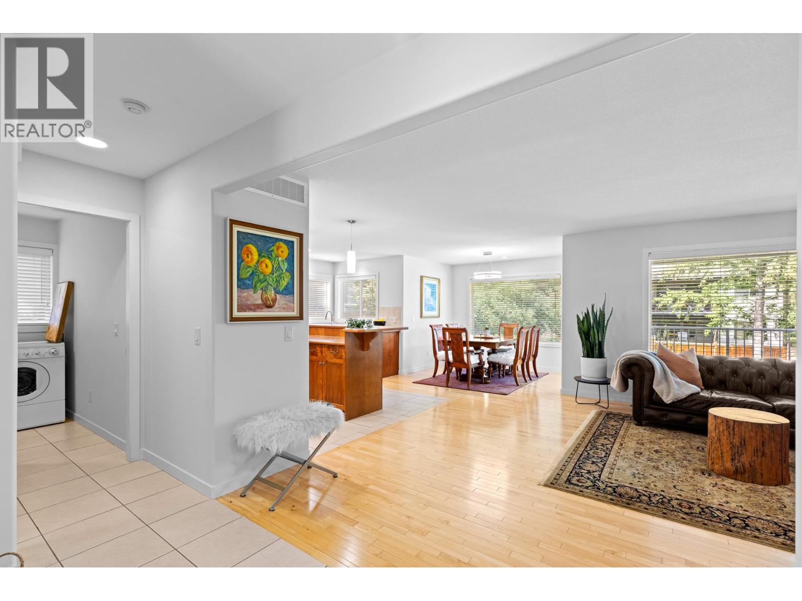 4934 Haskins Court, Kelowna, British Columbia  V1W 5B5 - Photo 6 - 10359213