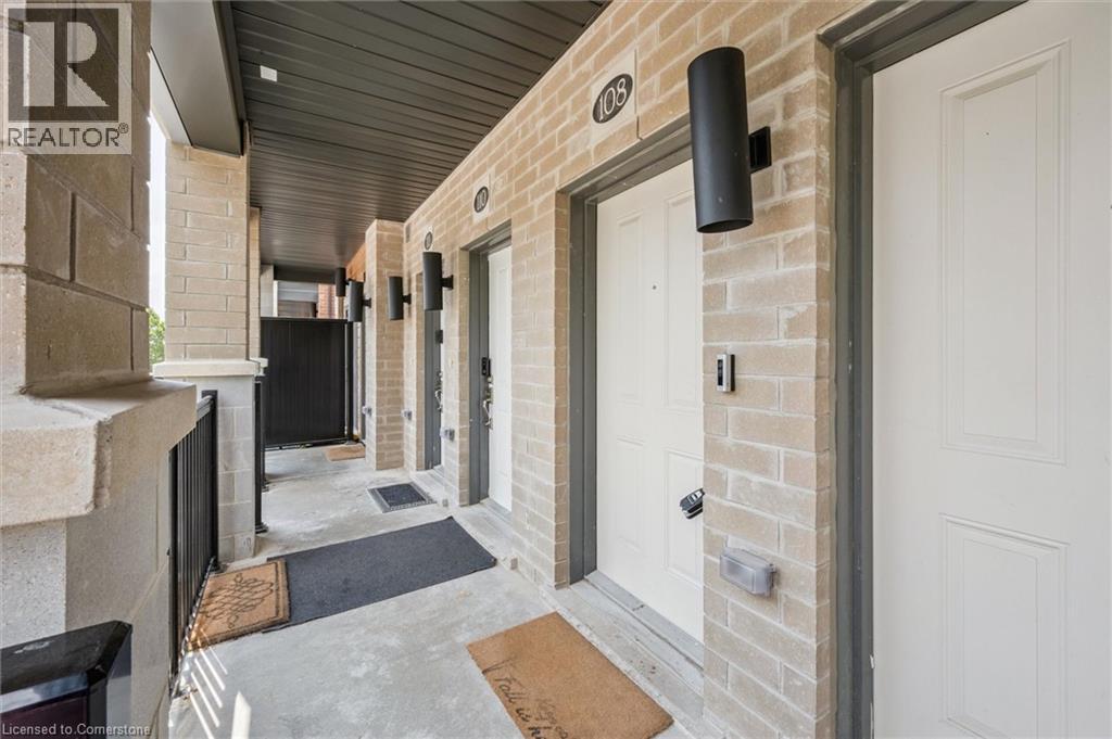 Property at 25 ISHERWOOD Avenue image 3