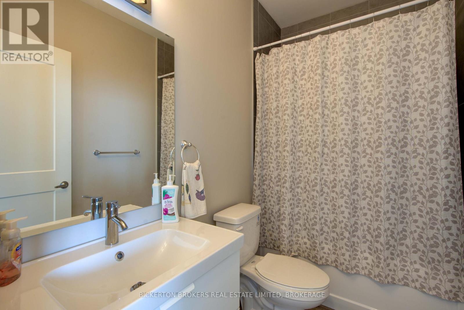406 - 130 Water Street, Gananoque, Ontario  K7G 0A8 - Photo 25 - X12346894