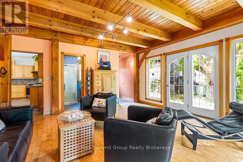 795099 East Back Line, Grey Highlands, Ontario  N0C 1H0 - Photo 4 - X12346939