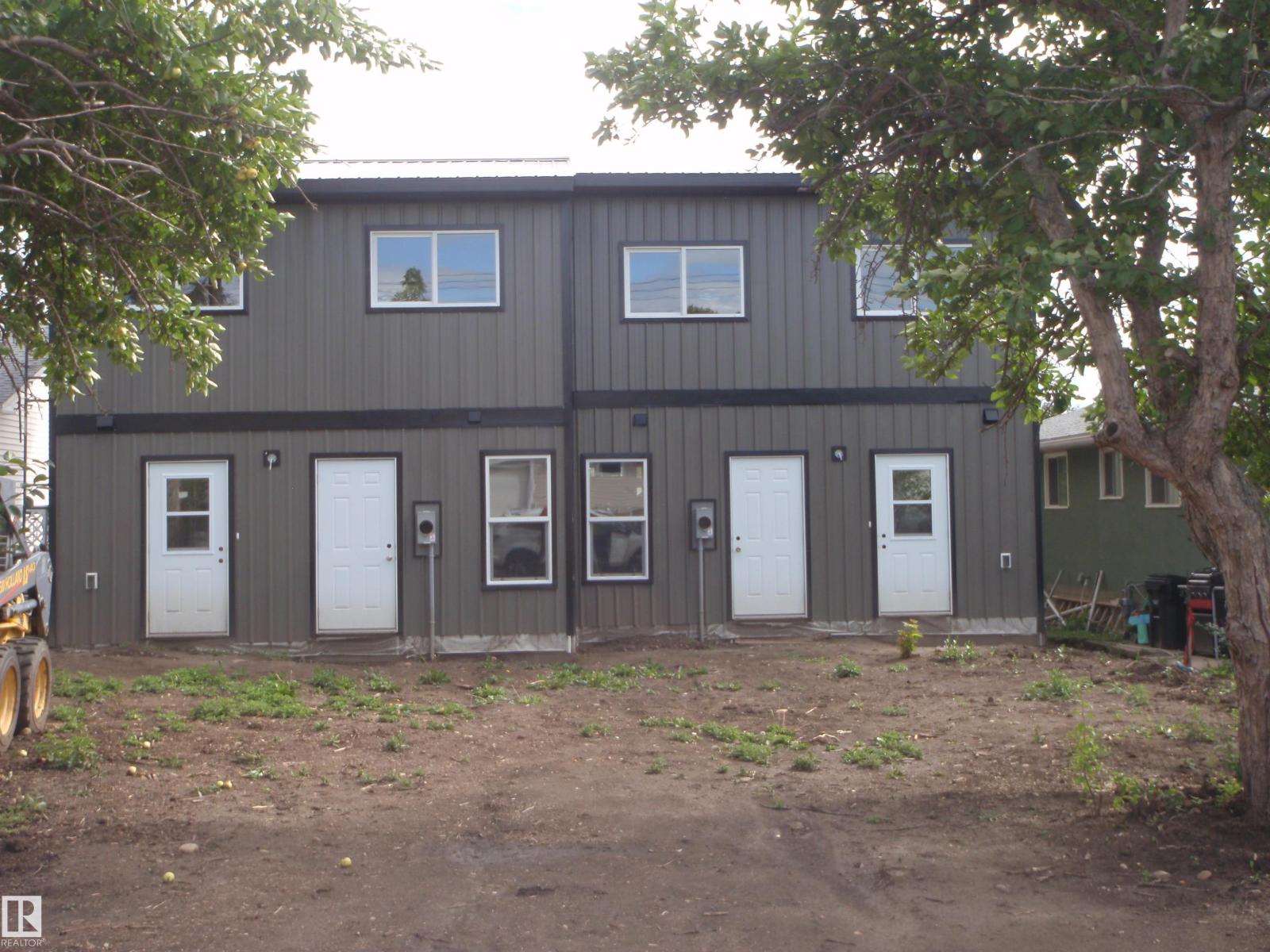 4416 55 Av, Barrhead, Alberta  T7N 1K1 - Photo 4 - E4453155
