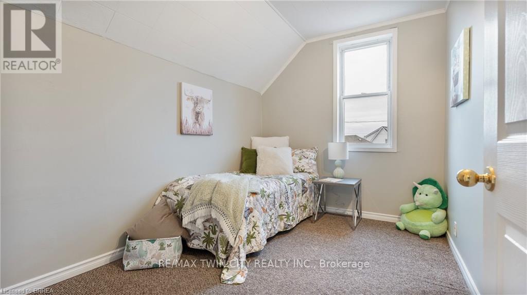 63 Walter Street, Brantford, Ontario  N3S 1N7 - Photo 19 - X12346667