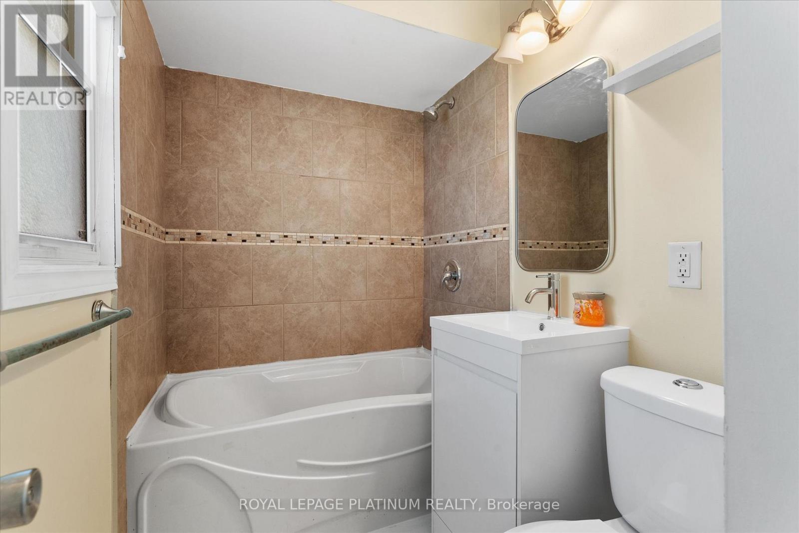 1633 Norman Road, Windsor, Ontario  N8Y 4N6 - Photo 15 - X12346694