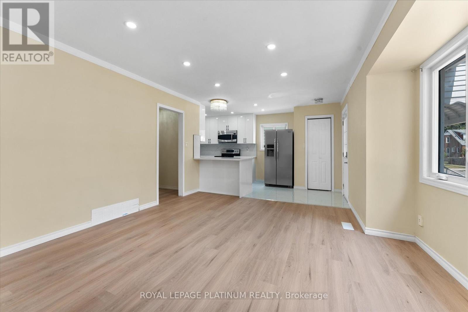 1633 Norman Road, Windsor, Ontario  N8Y 4N6 - Photo 7 - X12346694