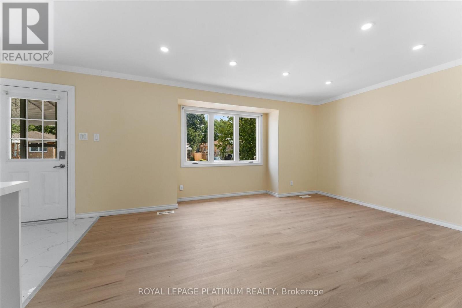 1633 Norman Road, Windsor, Ontario  N8Y 4N6 - Photo 8 - X12346694