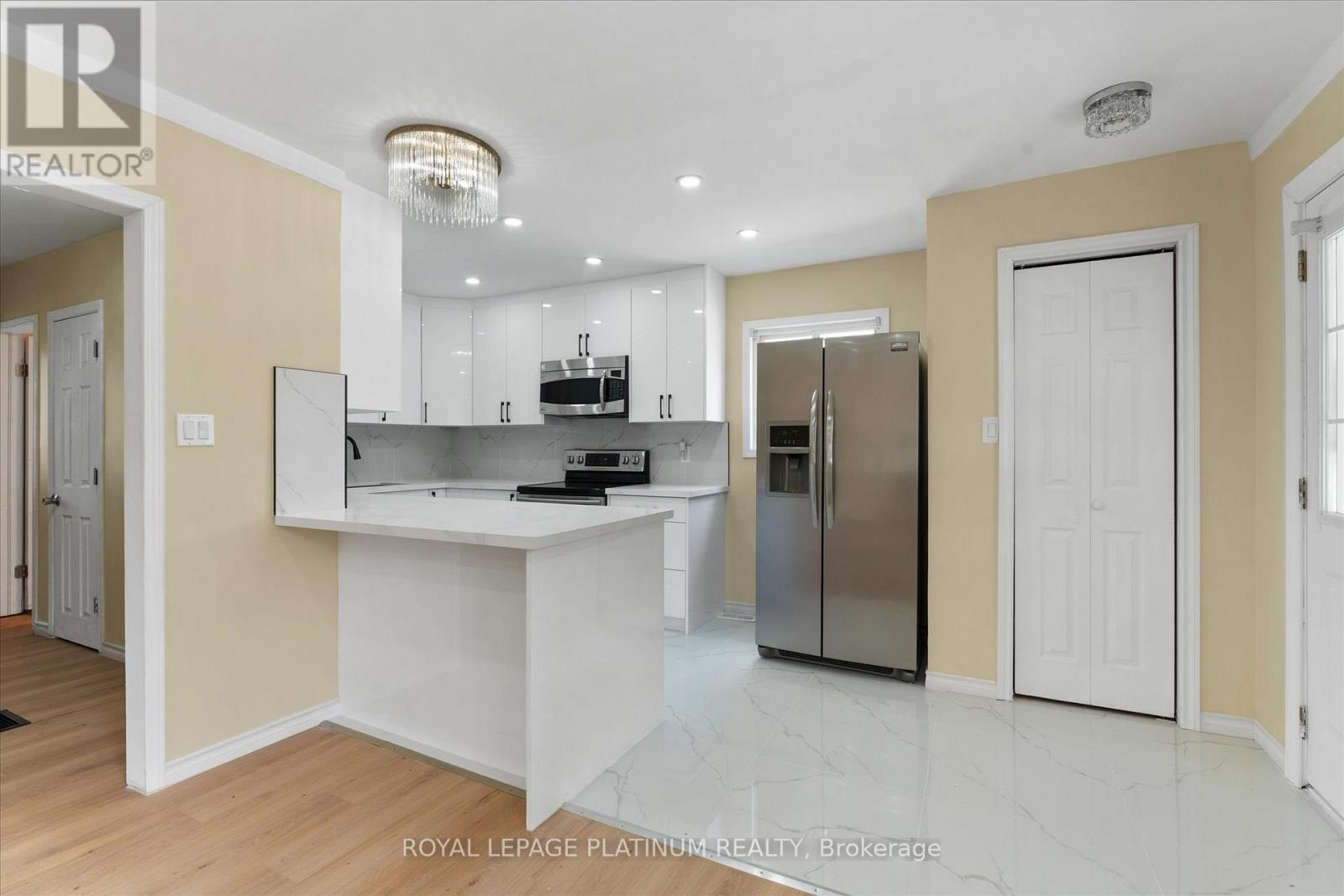 1633 Norman Road, Windsor, Ontario  N8Y 4N6 - Photo 9 - X12346694