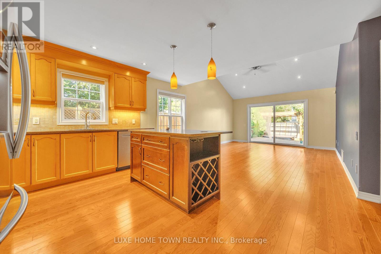 2 Chicory Crescent, St. Catharines, Ontario  L2R 0A5 - Photo 17 - X12346756