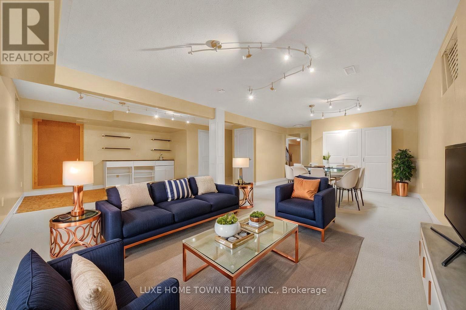 2 Chicory Crescent, St. Catharines, Ontario  L2R 0A5 - Photo 30 - X12346756
