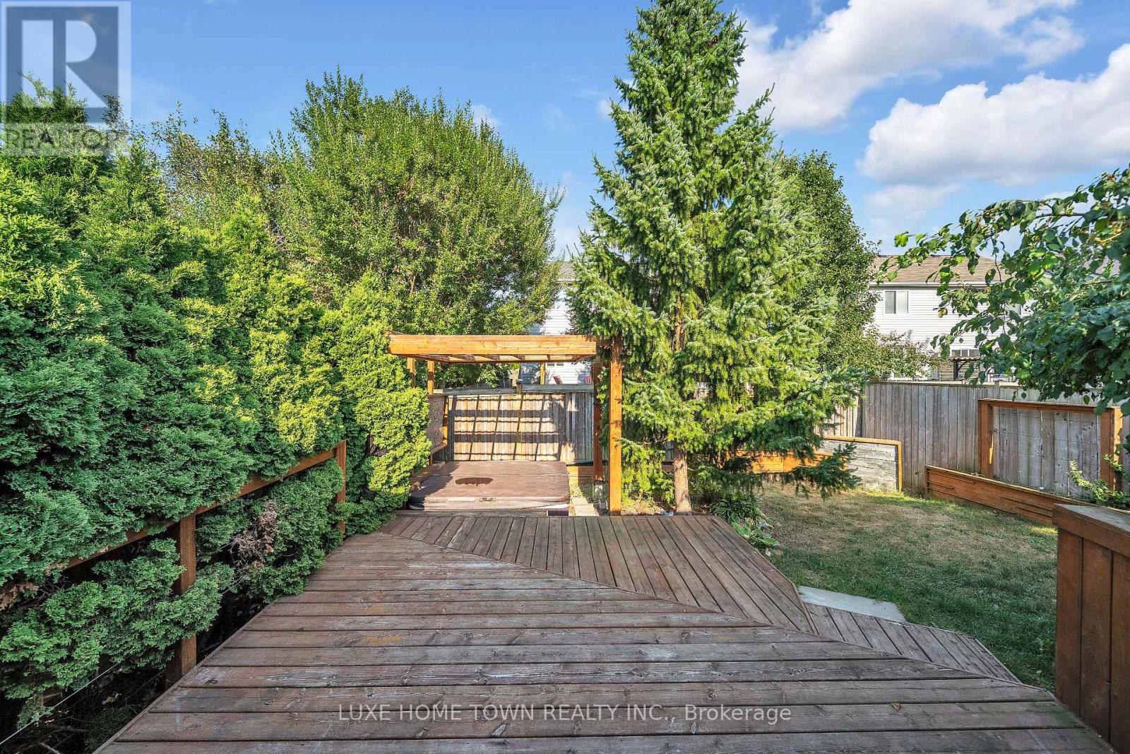 2 Chicory Crescent, St. Catharines, Ontario  L2R 0A5 - Photo 37 - X12346756