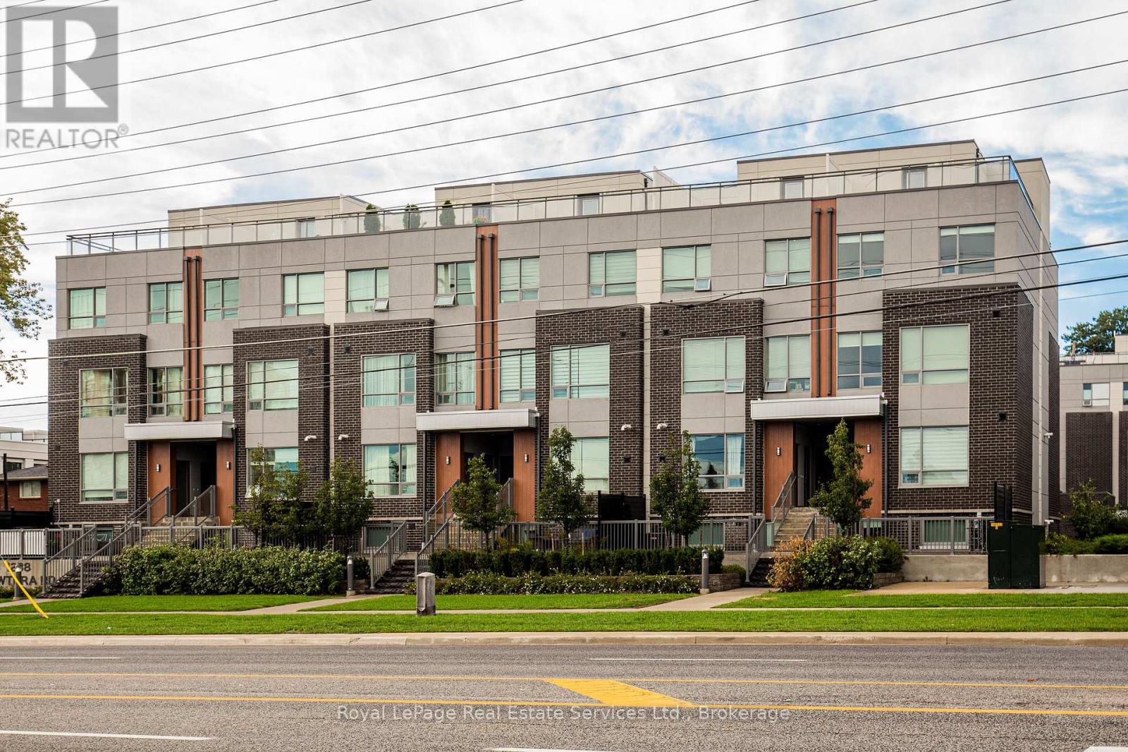 16 - 1238 Cawthra Road, Mississauga, Ontario  L5G 0B6 - Photo 1 - W12346895