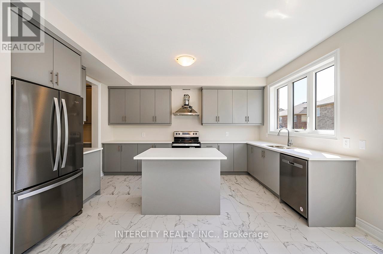 43 Bostock Drive, Georgina (Keswick South), Ontario  L4P 0S5 - Photo 16 - N12346839