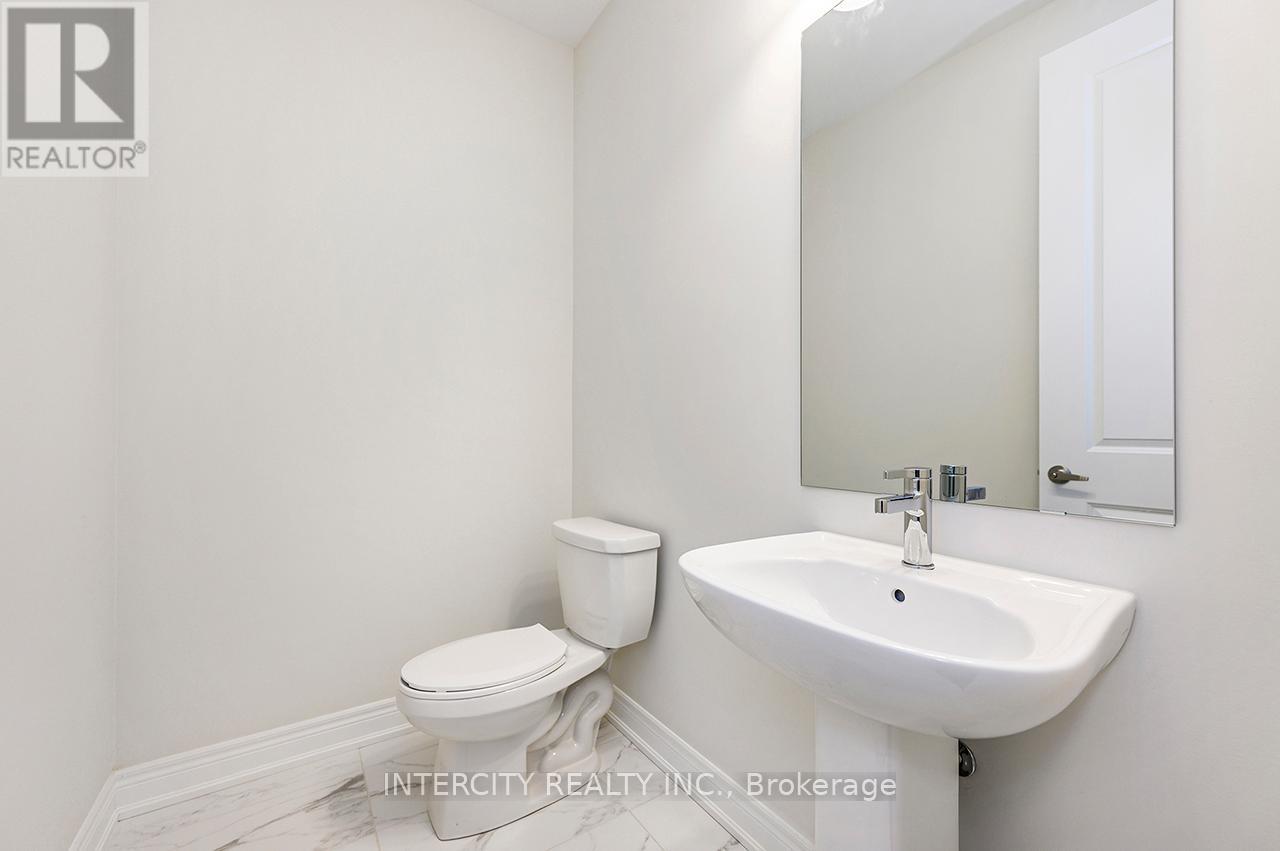 43 Bostock Drive, Georgina (Keswick South), Ontario  L4P 0S5 - Photo 25 - N12346839