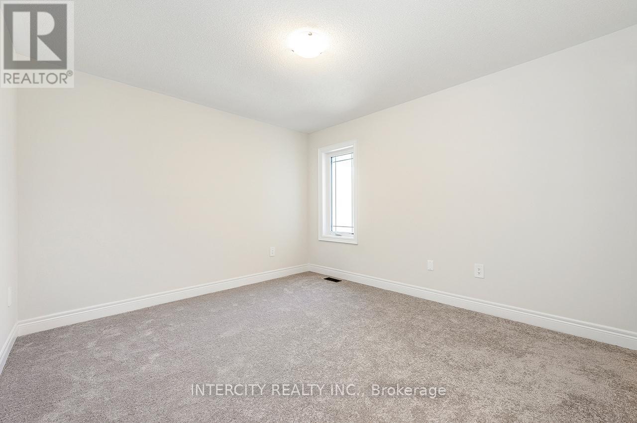 43 Bostock Drive, Georgina (Keswick South), Ontario  L4P 0S5 - Photo 36 - N12346839
