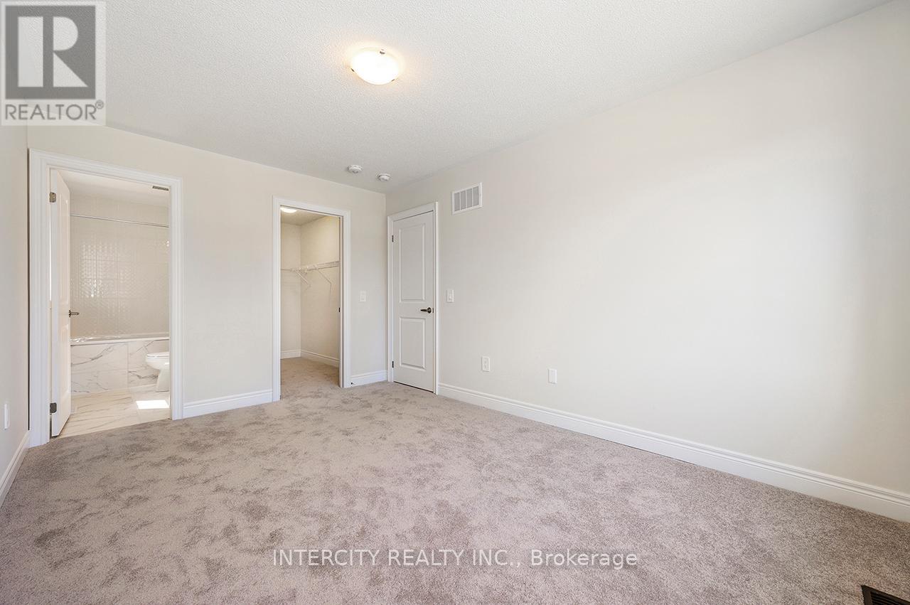 43 Bostock Drive, Georgina (Keswick South), Ontario  L4P 0S5 - Photo 44 - N12346839