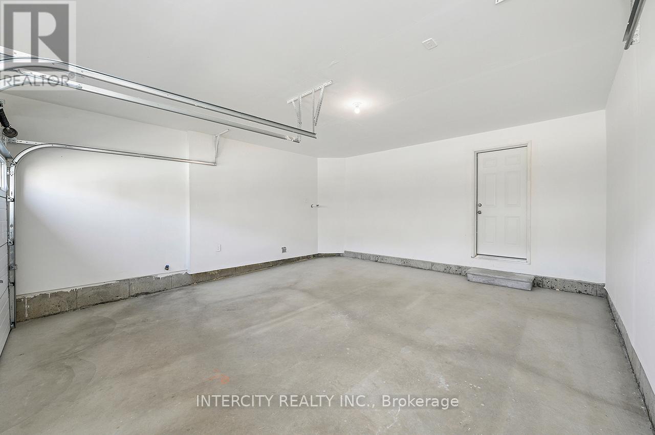 43 Bostock Drive, Georgina (Keswick South), Ontario  L4P 0S5 - Photo 50 - N12346839