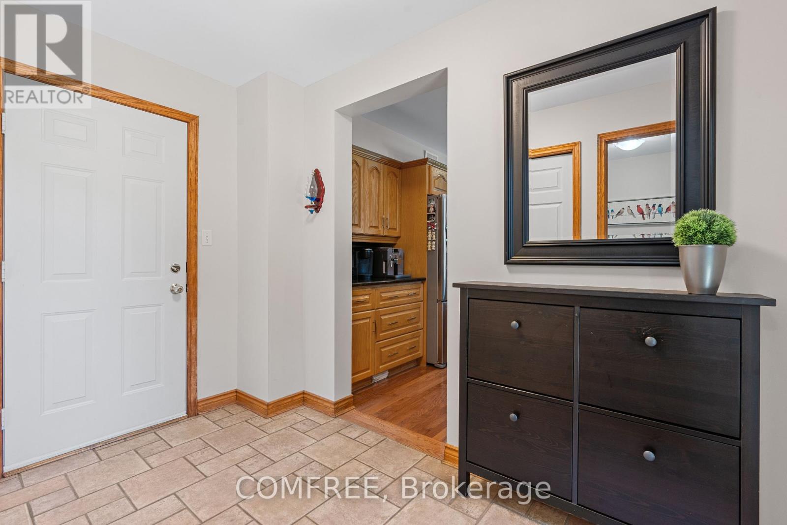 4168 Dimambro Court, Windsor, Ontario  N9G 2V2 - Photo 16 - X12346887