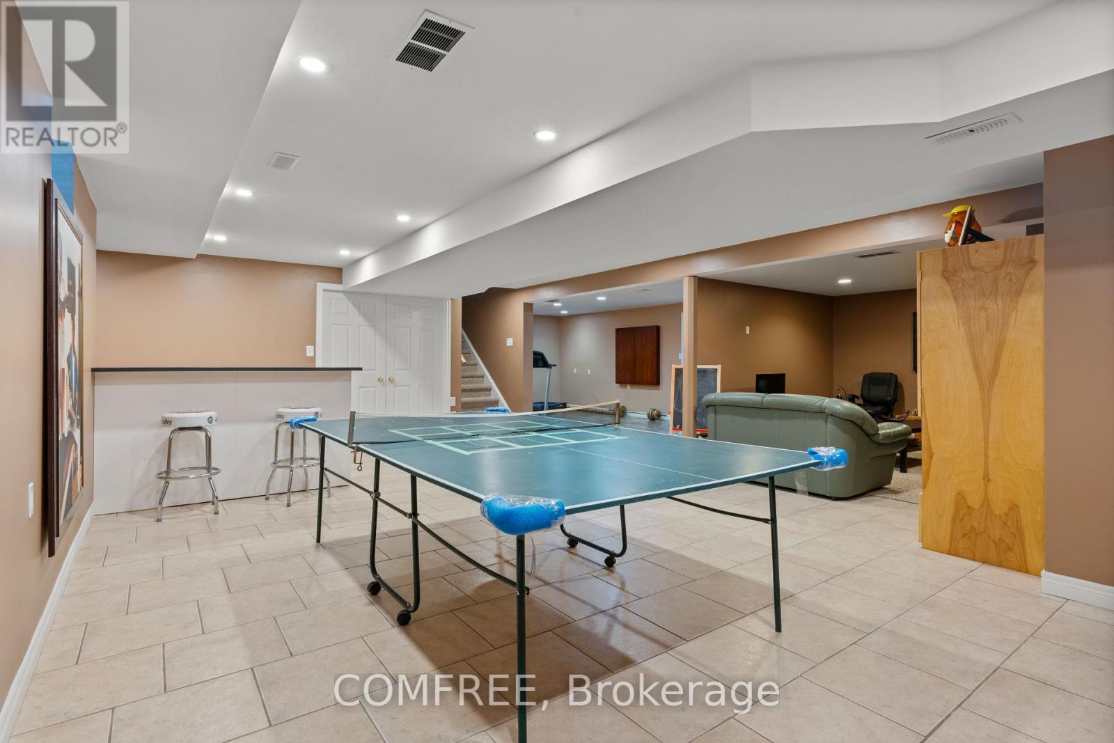 4168 Dimambro Court, Windsor, Ontario  N9G 2V2 - Photo 31 - X12346887