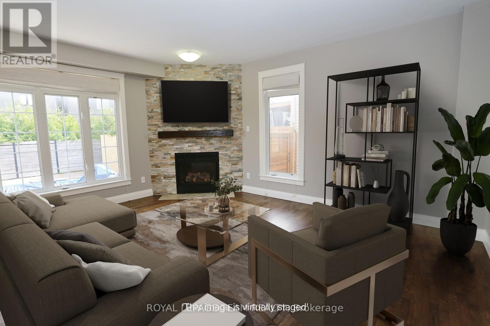 78 Friendly Crescent, Ottawa, Ontario  K2S 2B5 - Photo 9 - X12347007