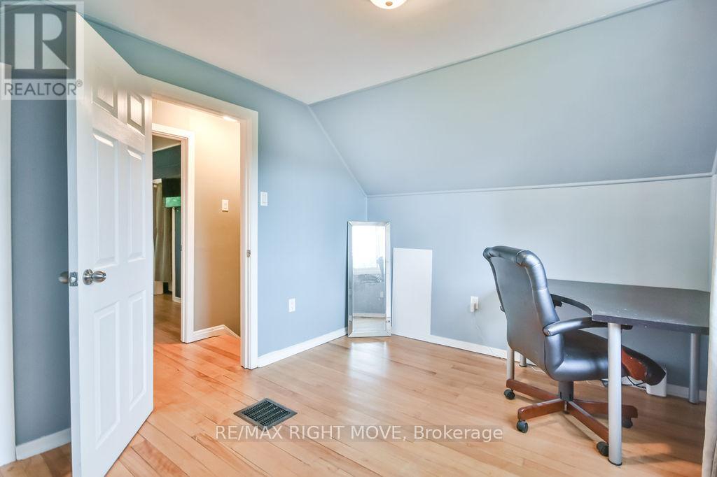 320 Hilda Street, Orillia, Ontario  L3V 1J3 - Photo 20 - S12346819