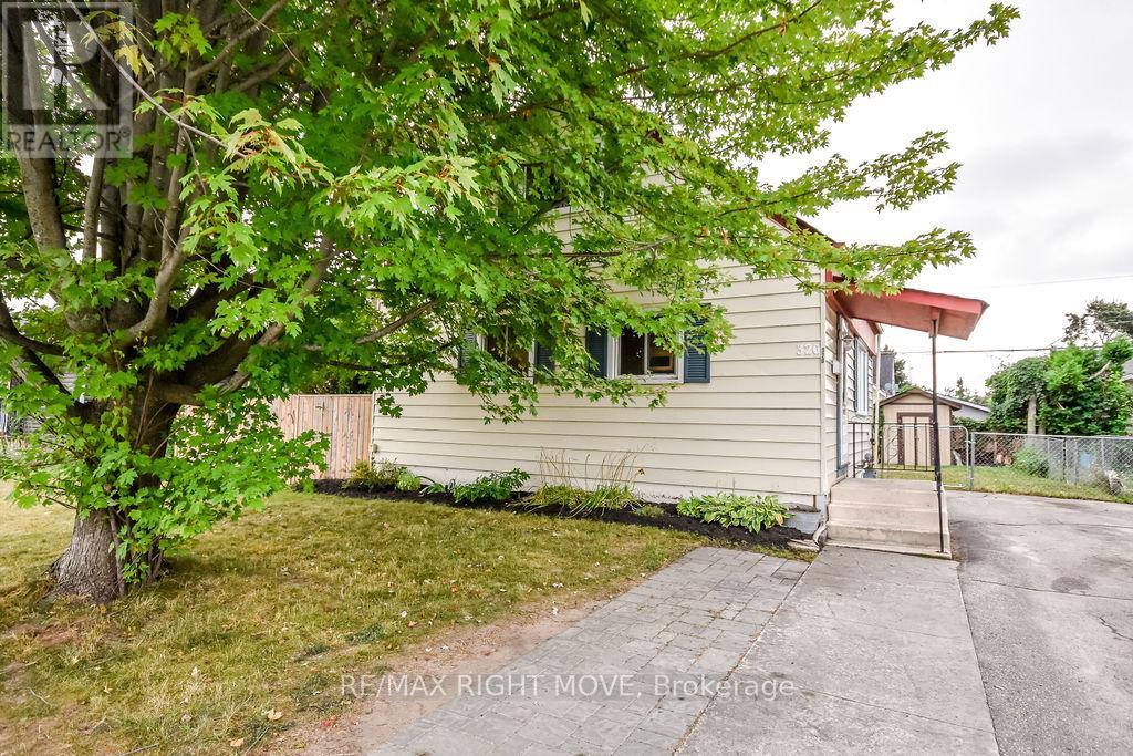 320 Hilda Street, Orillia, Ontario  L3V 1J3 - Photo 3 - S12346819