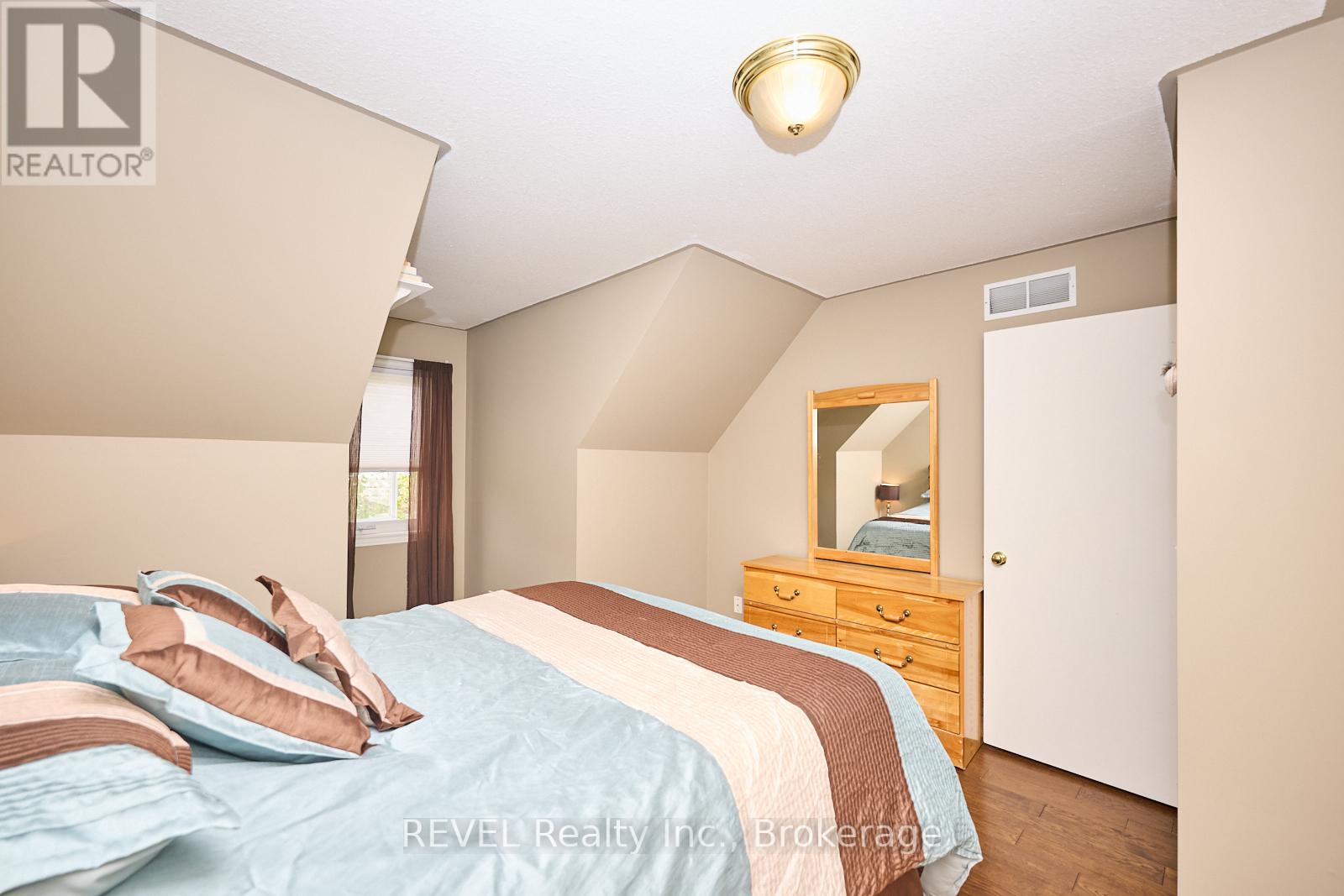 1452 Allanport Road, Thorold, Ontario  L0S 1K0 - Photo 25 - X12346936