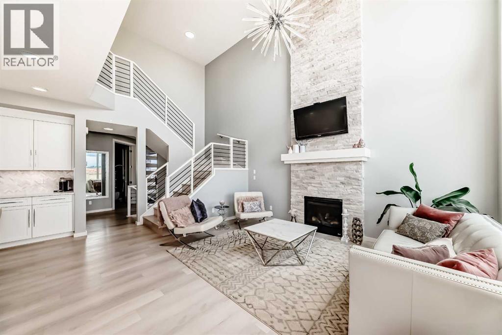 Property at 206 Sunrise Common image 4
