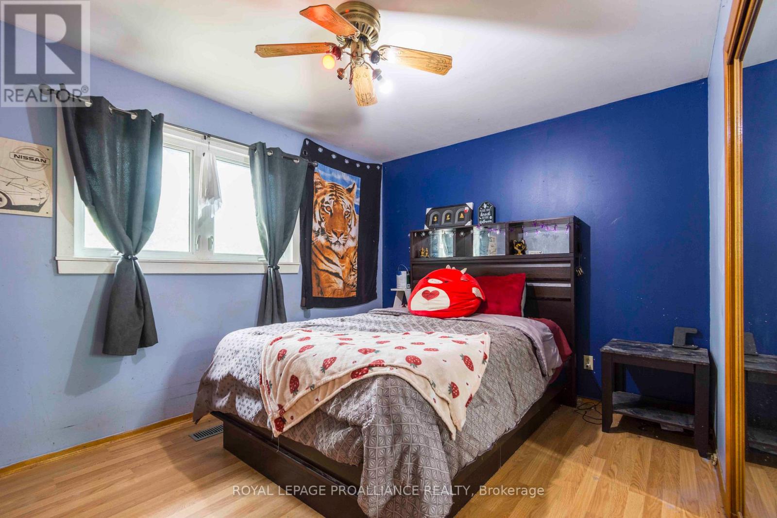22 Connolly Avenue, Quinte West, Ontario  K8V 5T4 - Photo 13 - X12346906