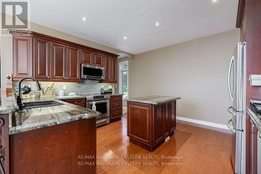10 Earl Kennedy Road, Kawartha Lakes (Verulam), Ontario  K0M 1L0 - Photo 12 - X12347026