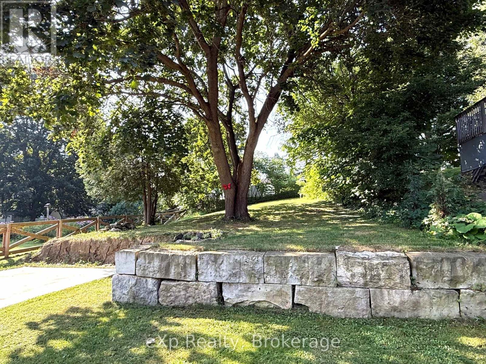 211 Elgin Street, Brockton, Ontario  N0G 2V0 - Photo 20 - X12346950