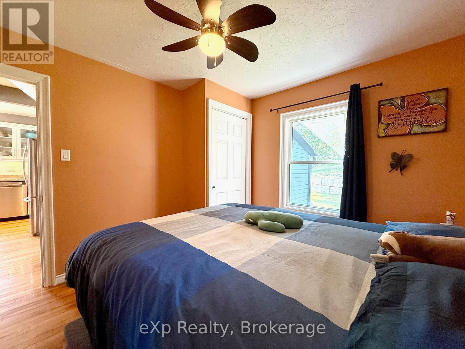 211 Elgin Street, Brockton, Ontario  N0G 2V0 - Photo 13 - X12346950