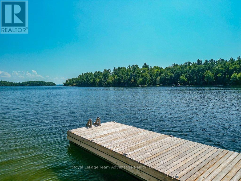 30 Rockcliffe Drive N, Carling, Ontario  P0G 1G0 - Photo 37 - X12347004