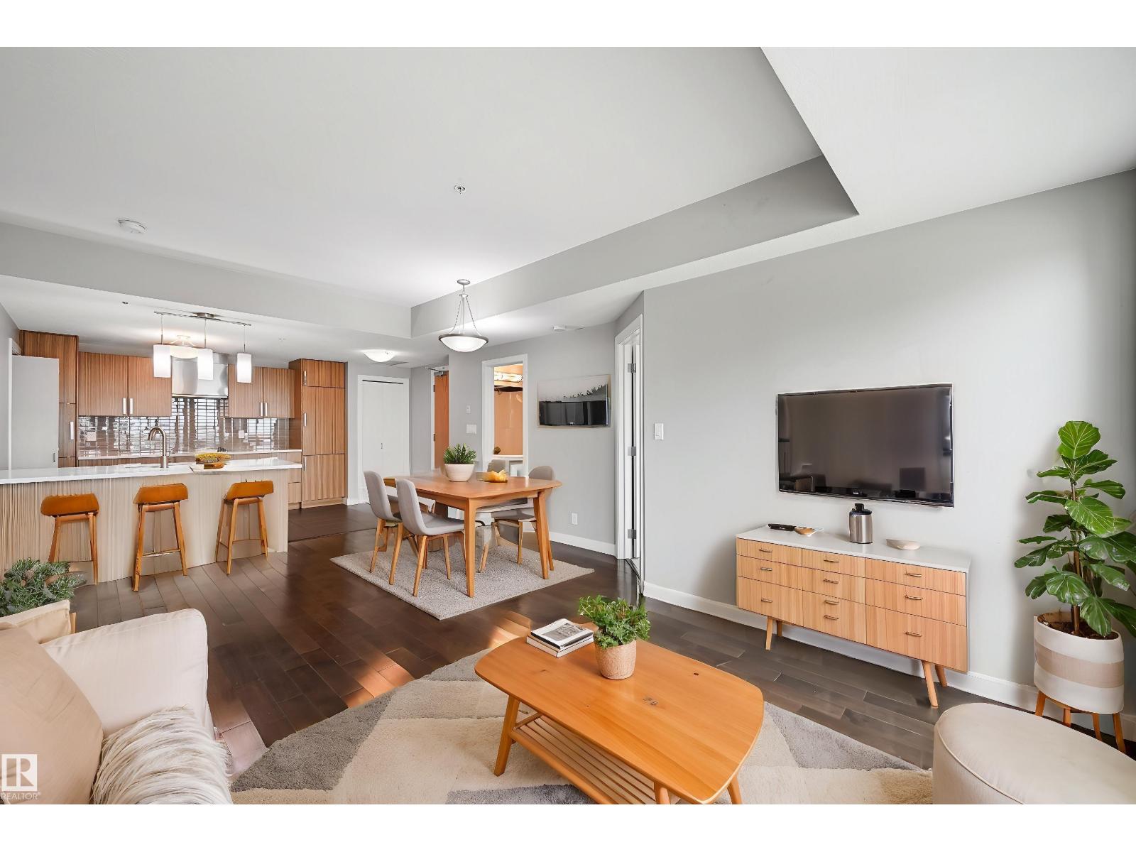 #1007 10055 118 St Nw, Edmonton, Alberta  T5K 0C1 - Photo 1 - E4453163