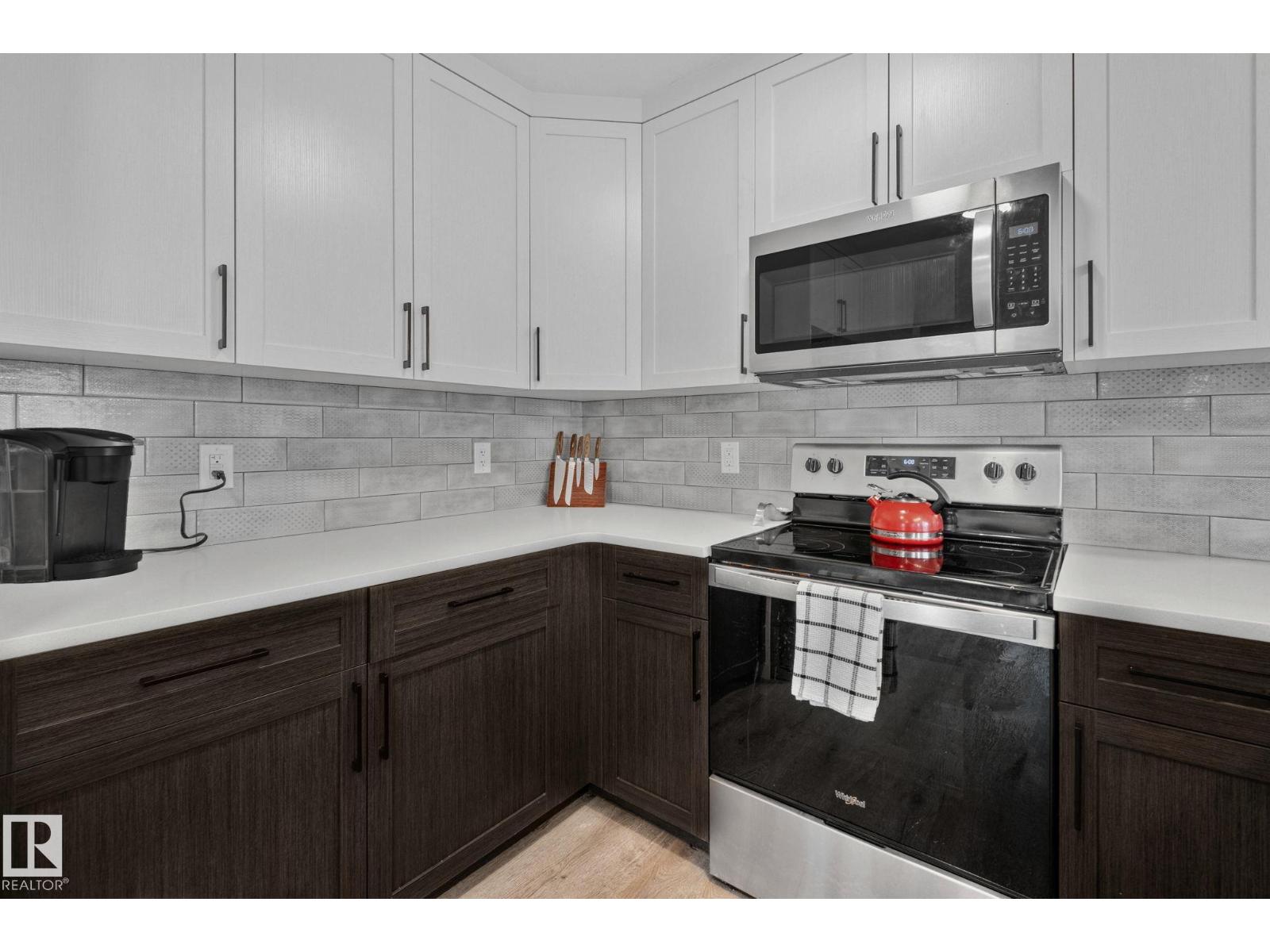 Property at 69 SPRUCE GARDENS CR image 1