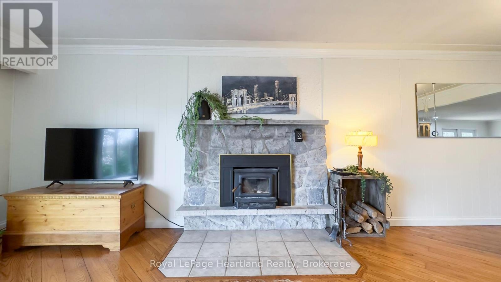 41829 Amberley Road, Morris Turnberry (Turnberry), Ontario  N0G 1G0 - Photo 8 - X12347018