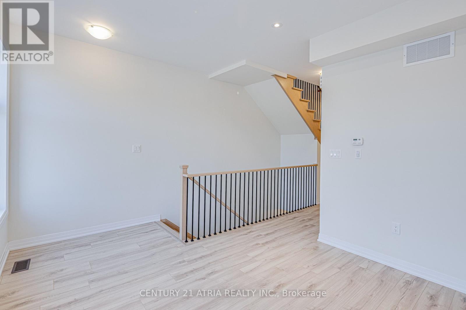 57 George Bales Lane, Richmond Hill, Ontario  L4S 0P9 - Photo 8 - N12346516